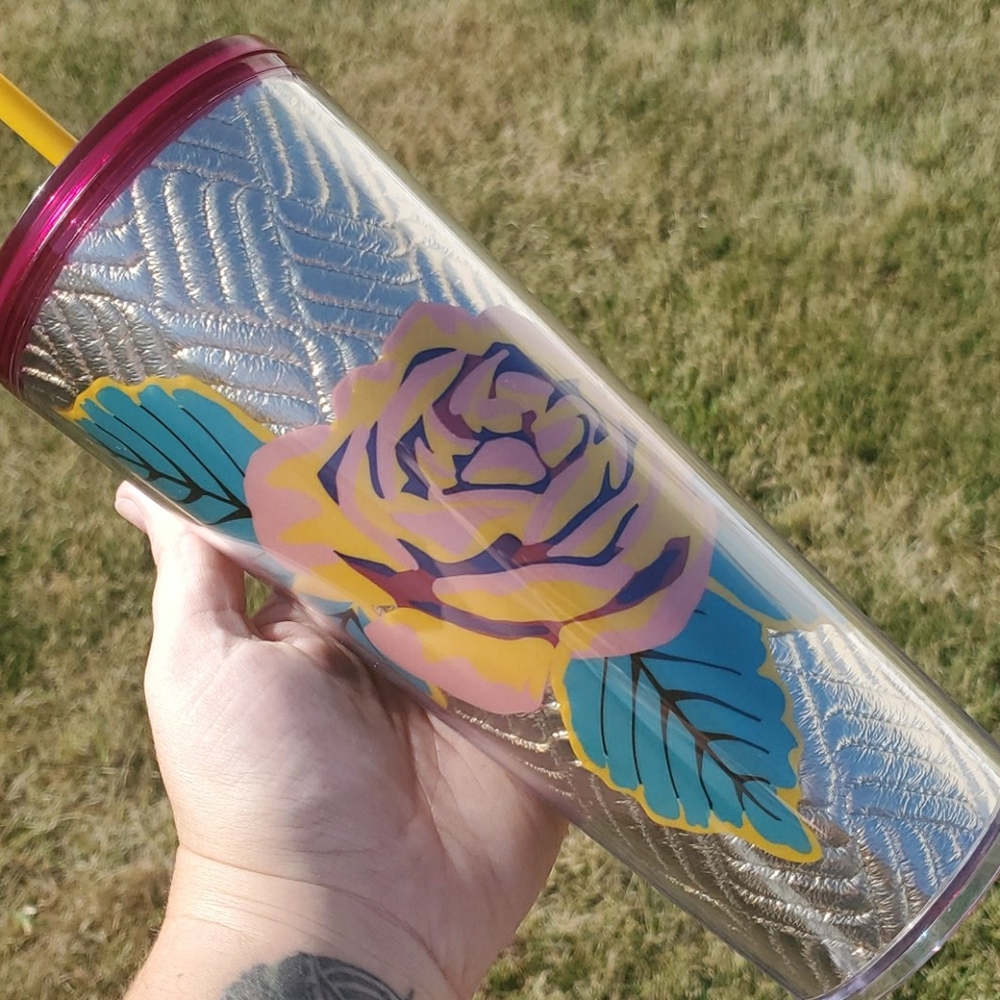 ⭐Starbucks Gold Foil Roses Fall 2020 Tumbler